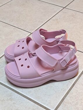 Crocs Soho Y-Strap Platform Sandals - Hydrangea Pink - Wmns sz 6